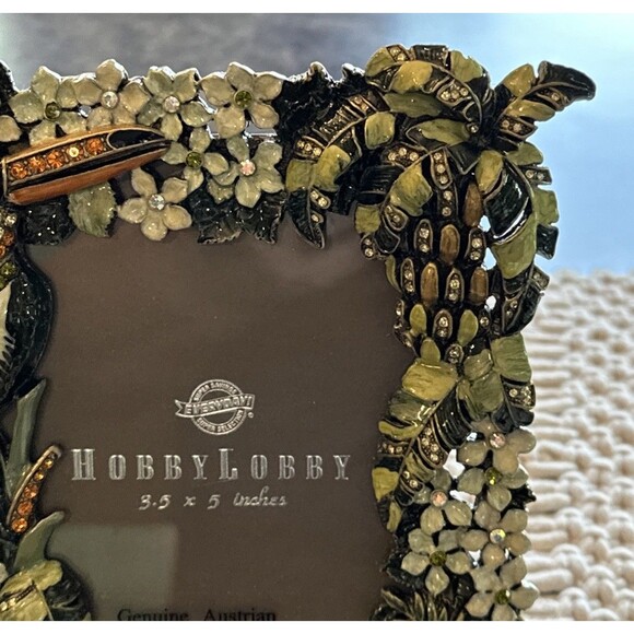 Toucan pineapple floral 3.5 x 5 inch photo frame Hobby Lobby Australian Crystal - Picture 4 of 8